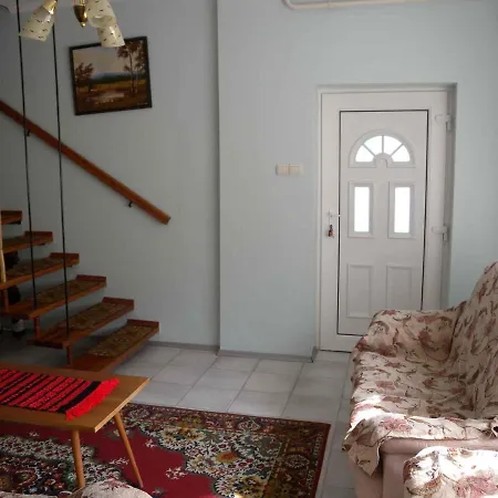 Apartament In Siofok/balaton 35870 *